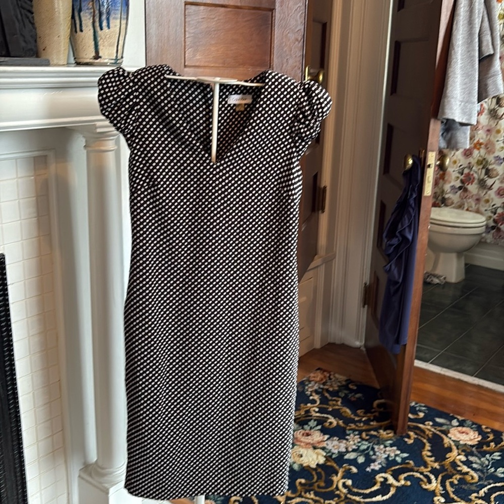 Calvin Klein‎ puff sleeve dress. Worn about 4x. Retail 99